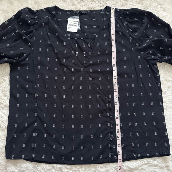 Madewell Blouse Kinston Side-Button Wrap Top in Textured Dobby True Black XL NWT - Picture 12 of 13